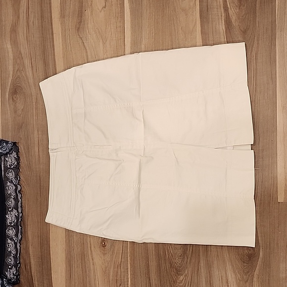 Skirts - Picture 8 of 10